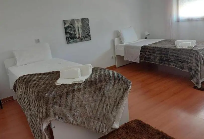 سوییت خانوادگی, Al Villa Por Do Sol Sunset Olhão