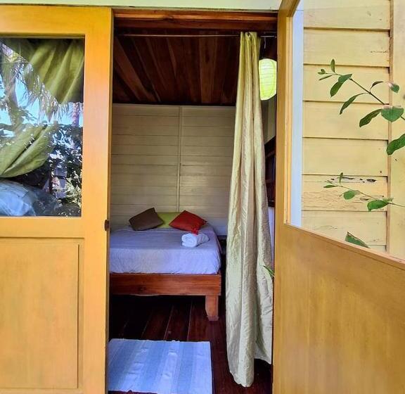 غرفة قياسية مطلّة علي الحديقة, Boathouse Bungalows By The Sea