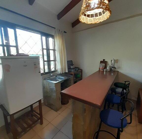 اتاق خانوادگی, Fonda Amboró