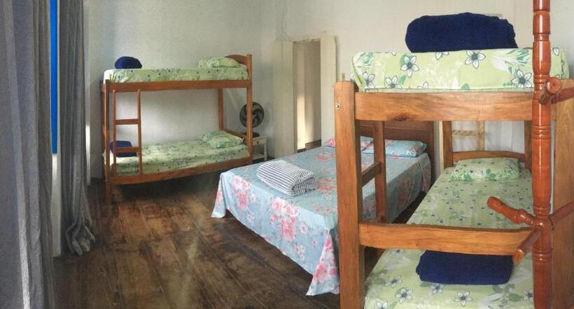 Aile Odası, Hostel Do Coreto