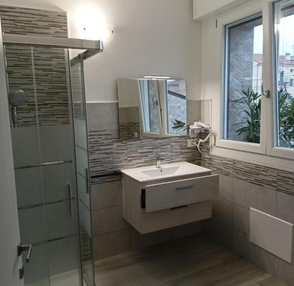 Standard Triple Room with Terrace, La Dea Rooms