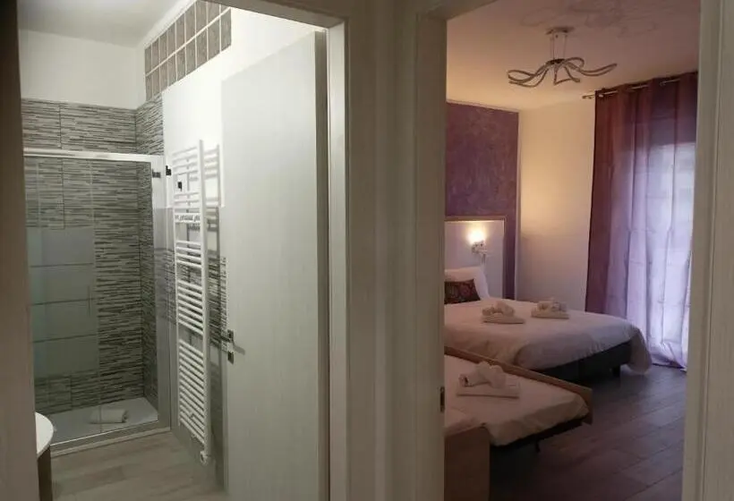 اتاق استاندارد چهار تخته, La Dea Rooms