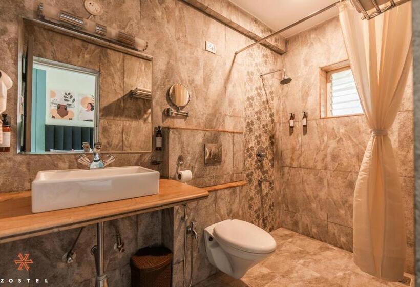 חדר סופריור עם מרפסת, Zostel Goa