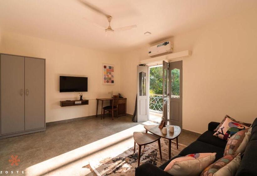 חדר סופריור עם מרפסת, Zostel Goa