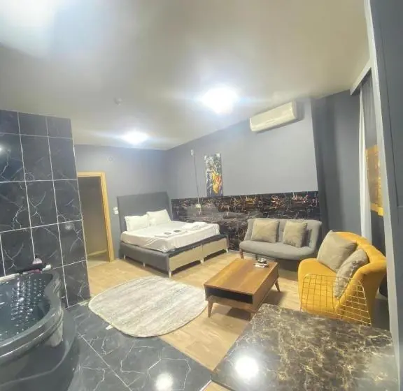 Standard-studio, Arena Apart