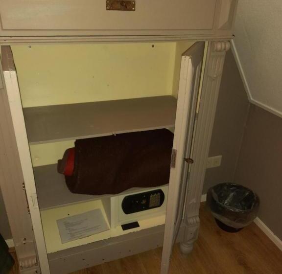 اتاق استاندارد, B&b De Zilveren Reiger