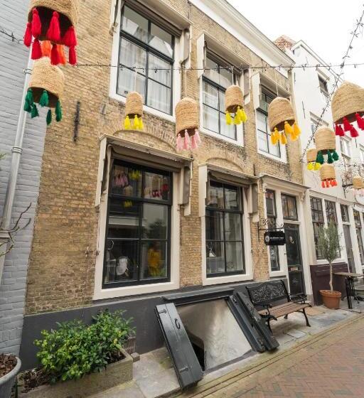 اتاق استاندارد, B&b De Zilveren Reiger