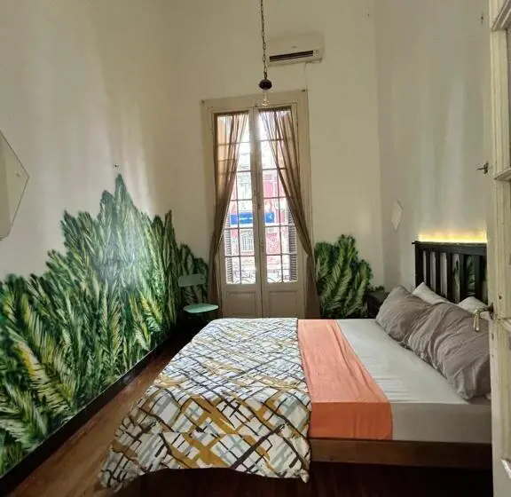 اتاق استاندارد با سرویس بهداشتی مشترک, Hostel Bohemian