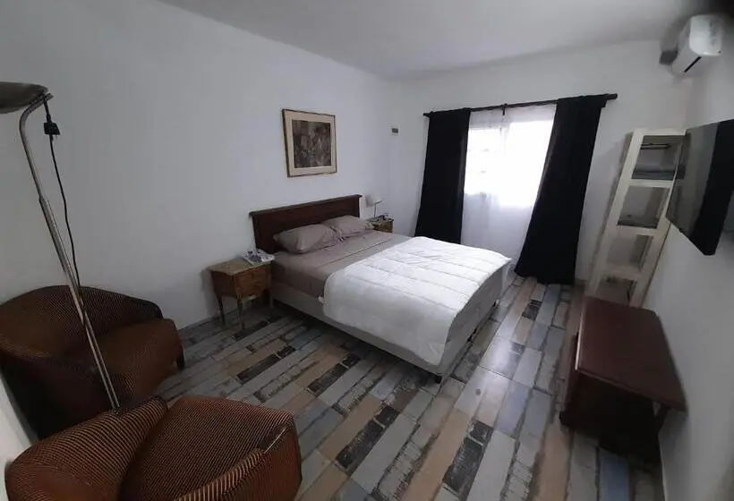 デラックスルーム, La Amelia