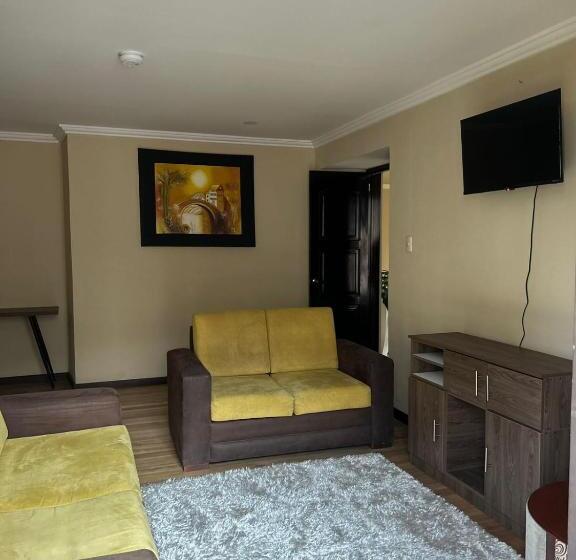 Deluxe Vierpersoonskamer, Melody