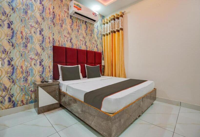 חדר קלאסי לשלושה, Super Collection O R Burj