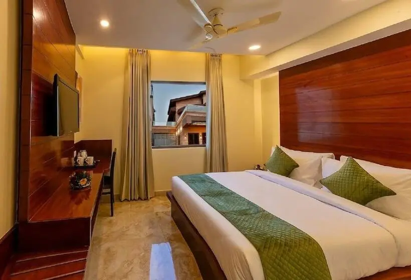 デラックスルーム, Five Elements Hotels Mertiya Residency