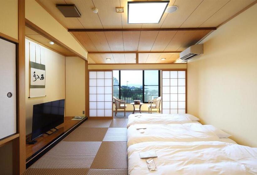 Standard Neljän Hengen Huone, 白浜・温泉リゾート海岳