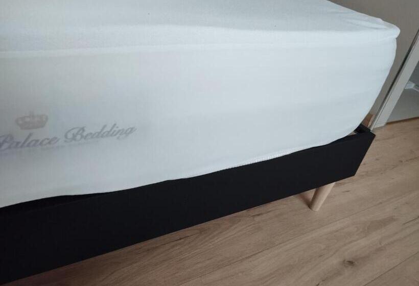 Номер Deluxe, Alternative Hôtel