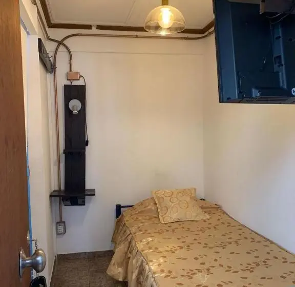 اتاق استاندارد یک نفره, Residencial La Piramide