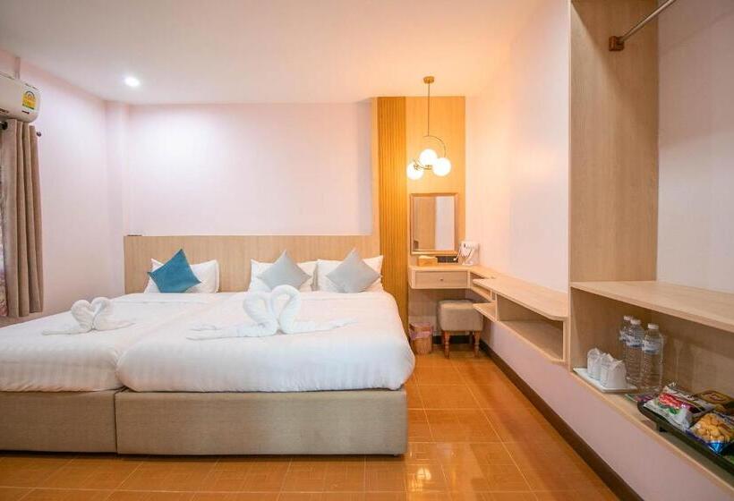 غرفة ديلوكس ثلاثية, Ratana Boutique Resort   Mae Phim