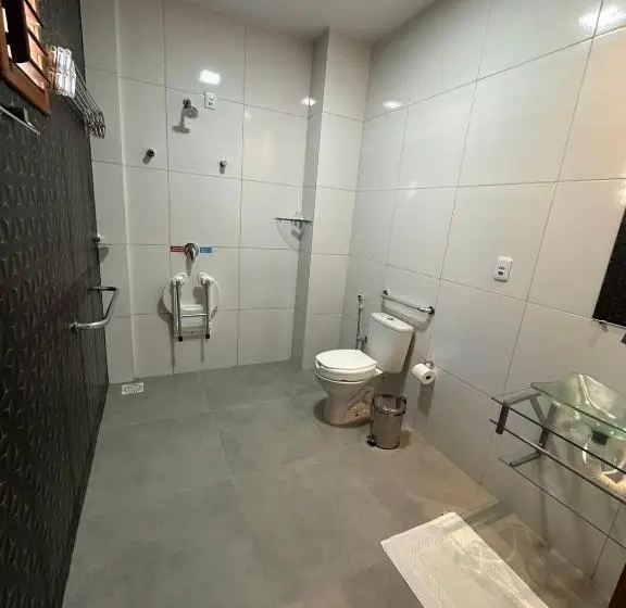 اتاق لوکس چهار تخته, Wl Imperio Hotel Pousada