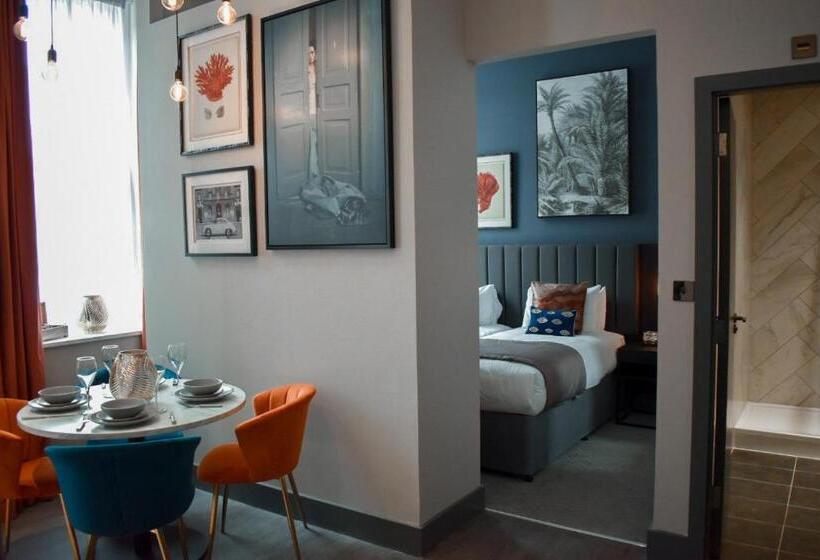 스탠다드 스튜디오, Duke Street Townhouse