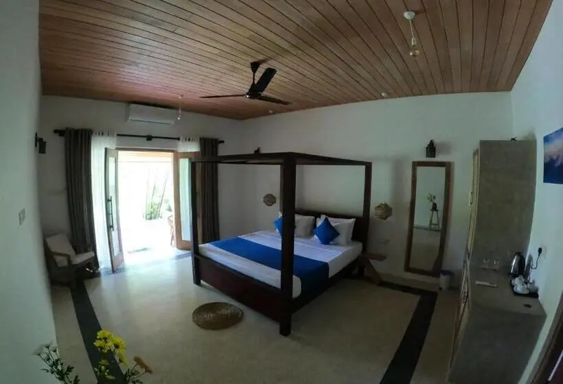 Standard-huone Sisäpuolella, Sea Breeze Villa Ahangama