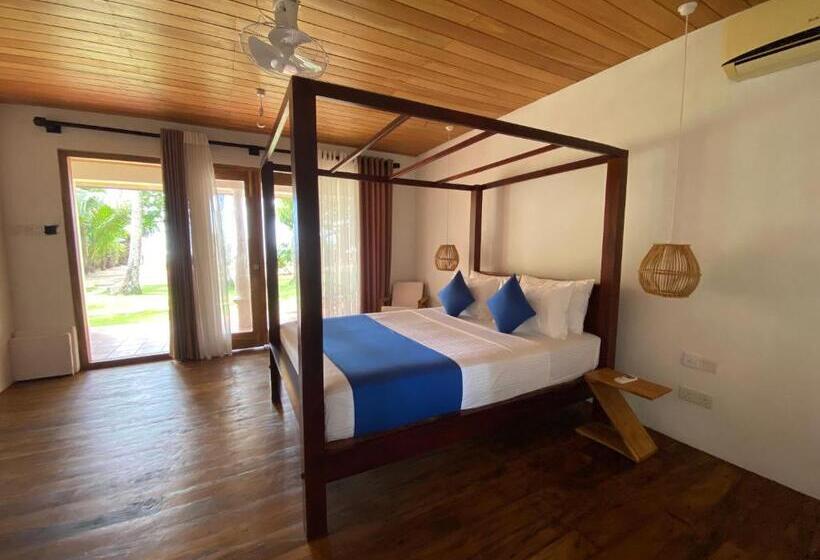 غرفة قياسية مزوَّدة بتراس, Sea Breeze Villa Ahangama