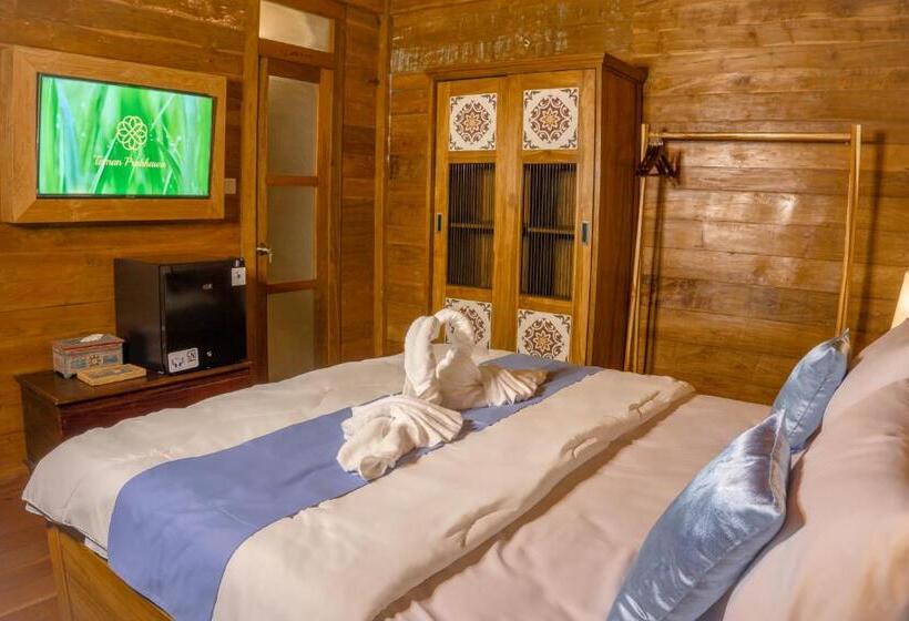 חדר סטנדרט עם מרפסת, Taman Prabhawa