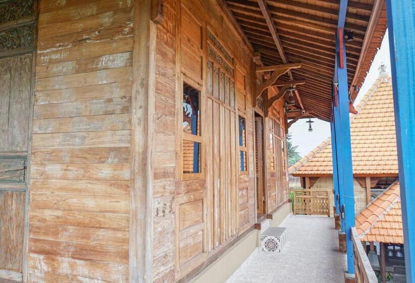 חדר סטנדרט עם מרפסת, Taman Prabhawa