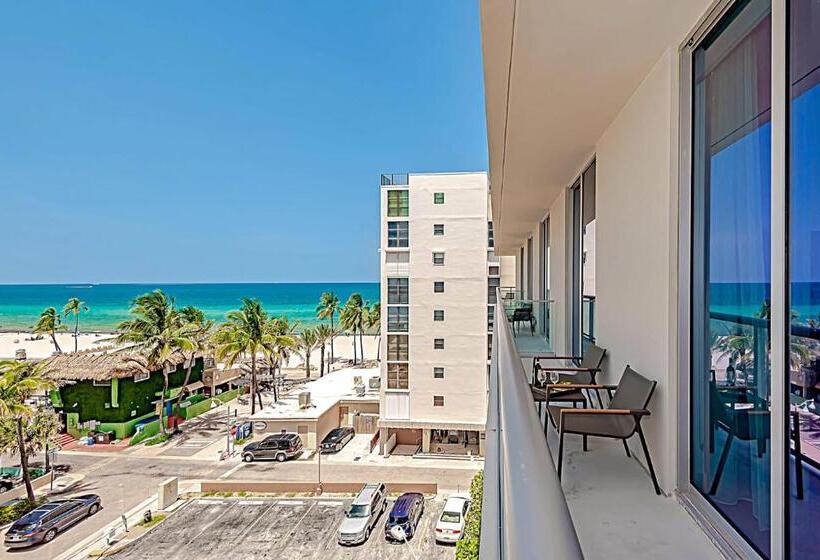 דירת חדר נוף לים, Costa Hollywood Design