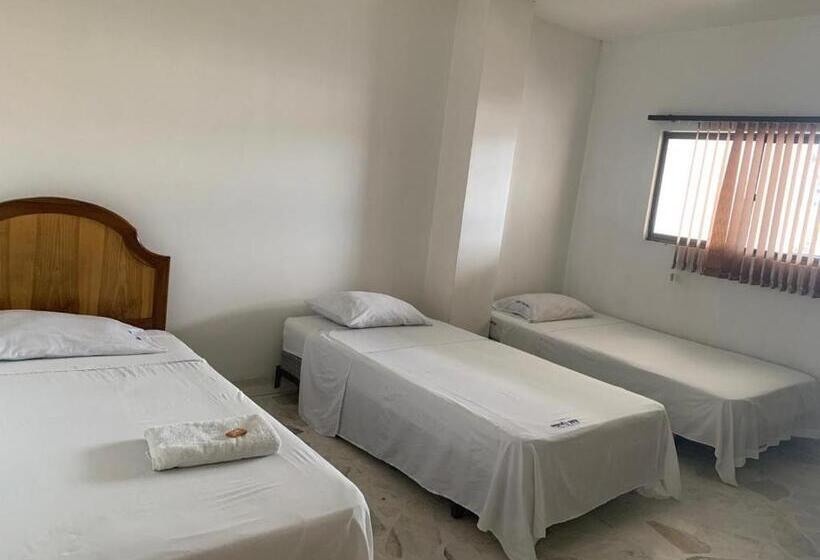 חדר קומפורט לשלושה, Ejecutivo