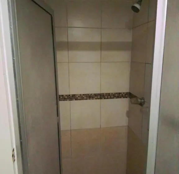 اتاق عادی, Estancia La Ocho