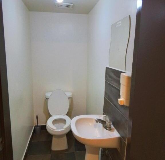 חדר בסיסי, Estancia La Ocho