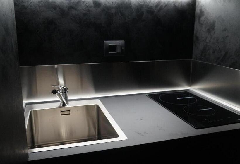 غرفة قياسية سرير كينج, Anemone Bianco Suite Rooms