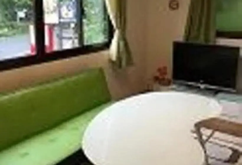 ファミリールーム, Casa Allegra