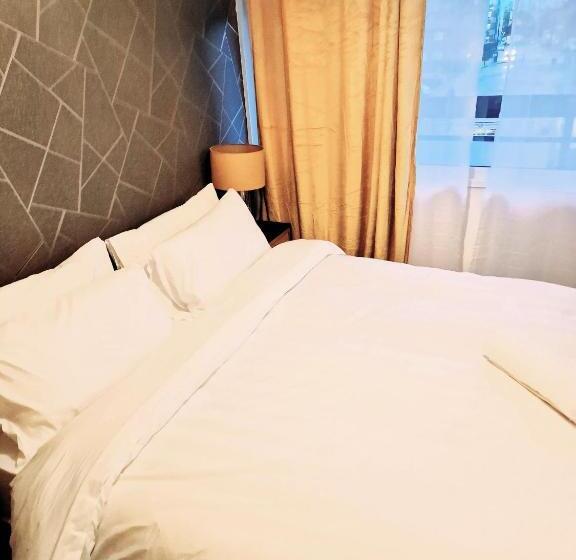 스탠다드 발코니 룸, Flat 16 Homedale House