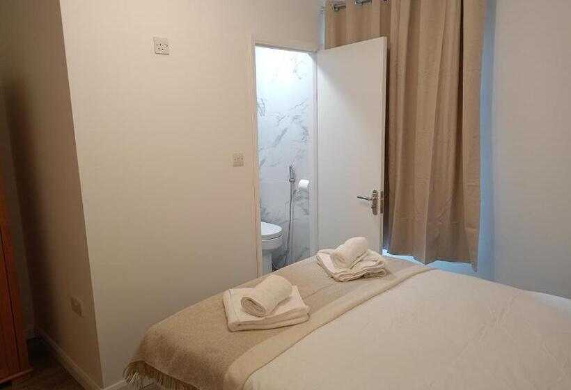 スタンダードルーム, Prestige