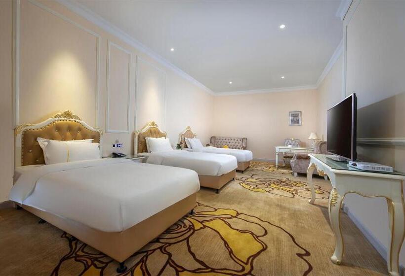 Трехместный Номер Базовый, Caribbean Hotel Zhongshan