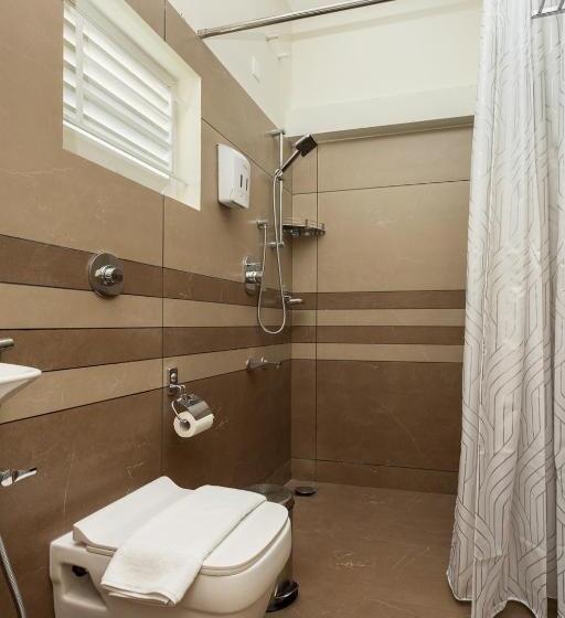 高级家庭房间, Esaa Airport