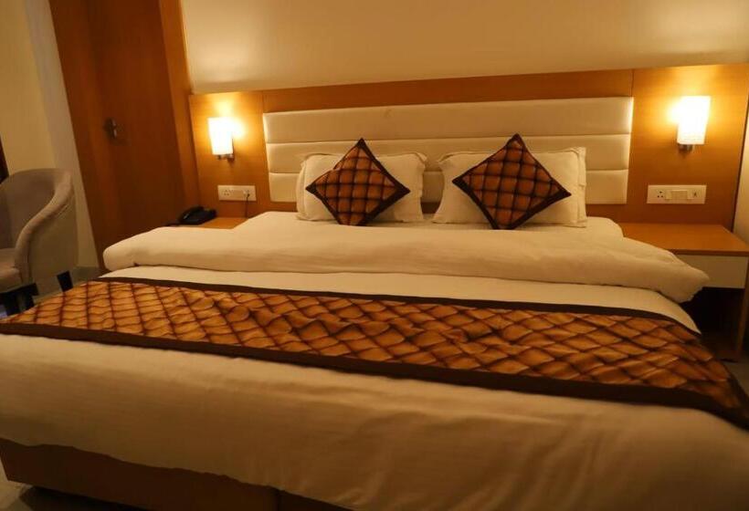 Номер Superior Кровать Кинг, Ananda Castle