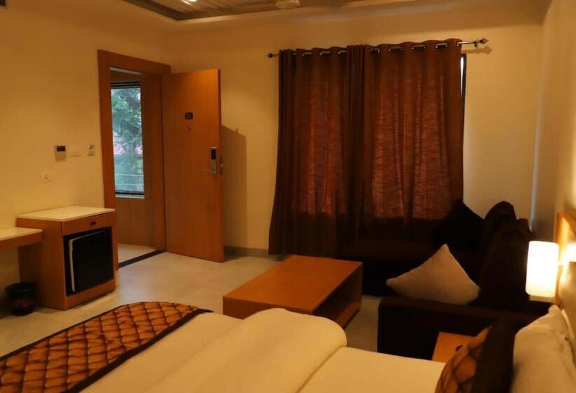 Номер Superior Кровать Кинг, Ananda Castle