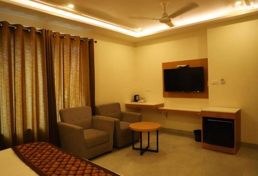 Номер Superior Кровать Кинг, Ananda Castle