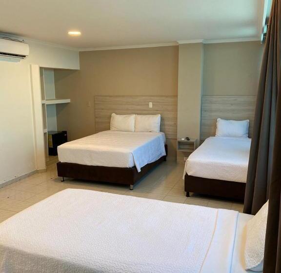 Четырехместный Номер Стандарт, Holiday Sai