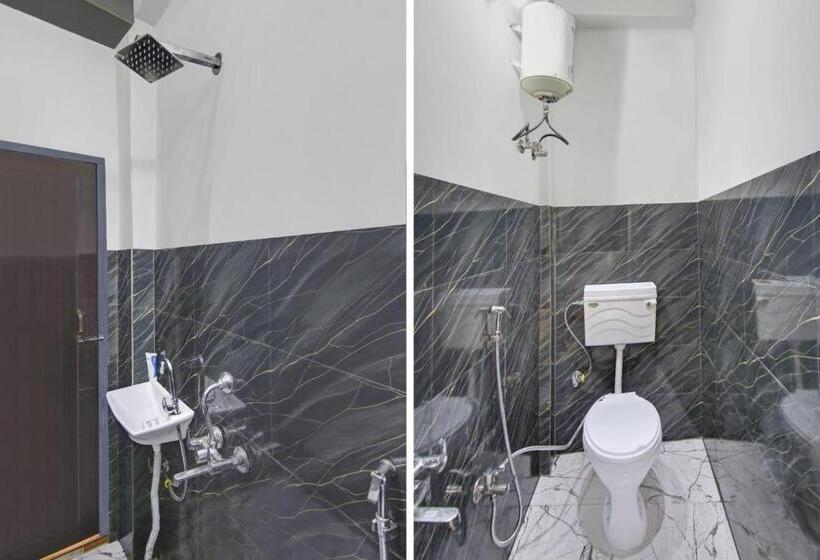 트리플 클래식 룸, Oyo Hotel Super Dream