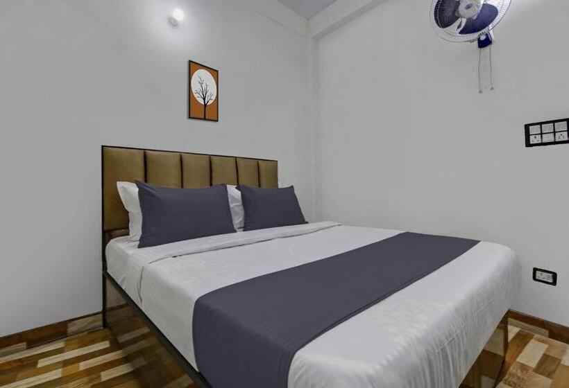 트리플 클래식 룸, Oyo Hotel Super Dream