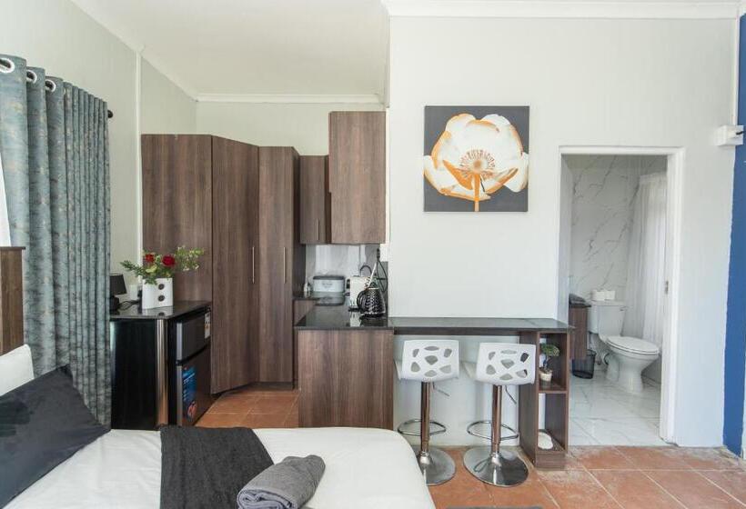 סוויטה דלוקס, 16 On 7th Guesthouse Summerstrand