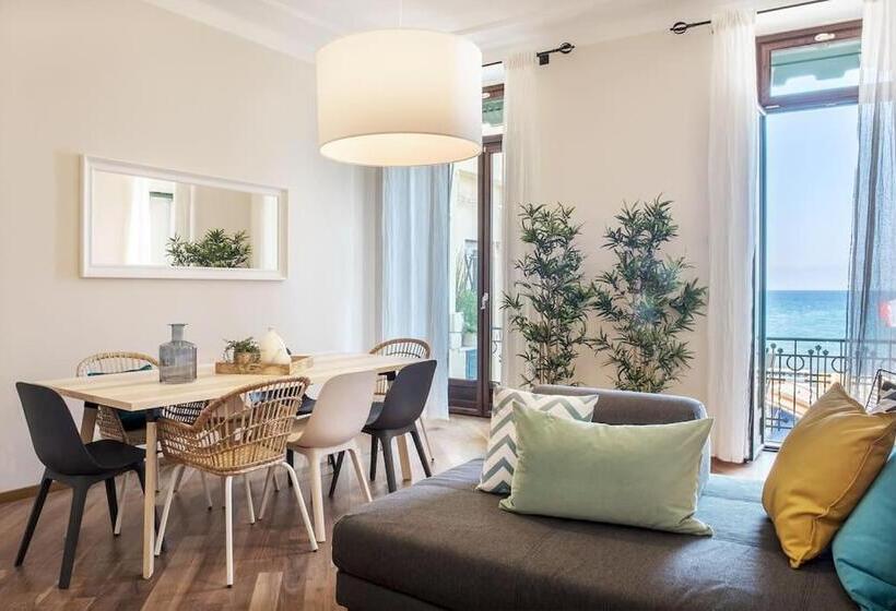 דירת חדר נוף לים, Alassio Vayadu  Arabesque