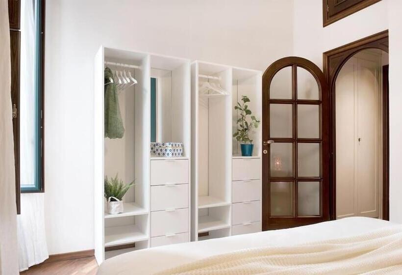 דירת חדר נוף לים, Alassio Vayadu  Arabesque