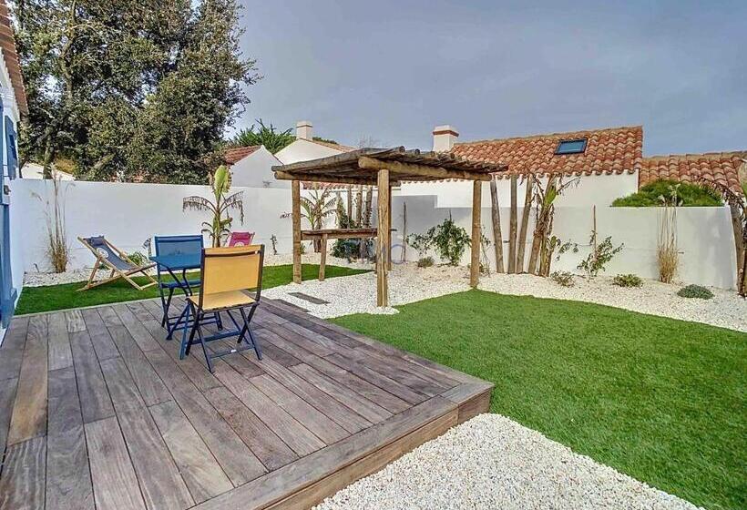 豪华三人间, La Tranquillité