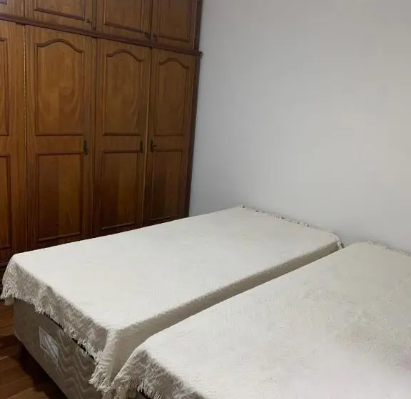 エコノミールーム, Quartos Em Casa No Clelia Bernardes