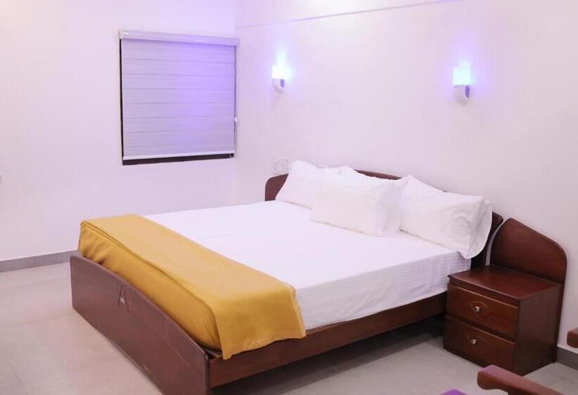 Номер Стандарт Вид на Сад, The Kannur Club Aralam Guest House