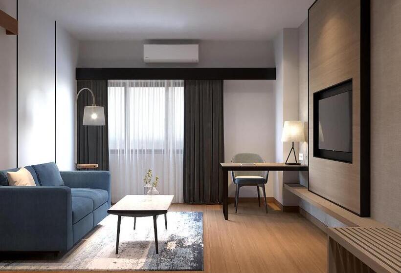 小型套房, Aston Palu Hotel & Conference Center