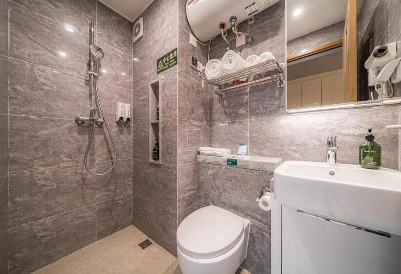 스탠다드 룸 킹사이즈 침대, Gepai Executive Apartment   Shenzhen Futian Convention And Exhibition Center